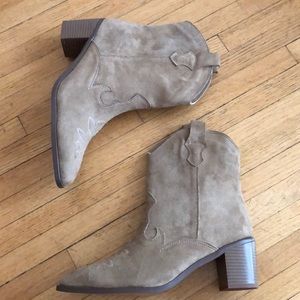 NEVER WORN!! Suede slip on cowboy boots